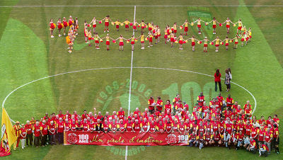 rc lens 1906-2006 que la route soit longue et belle